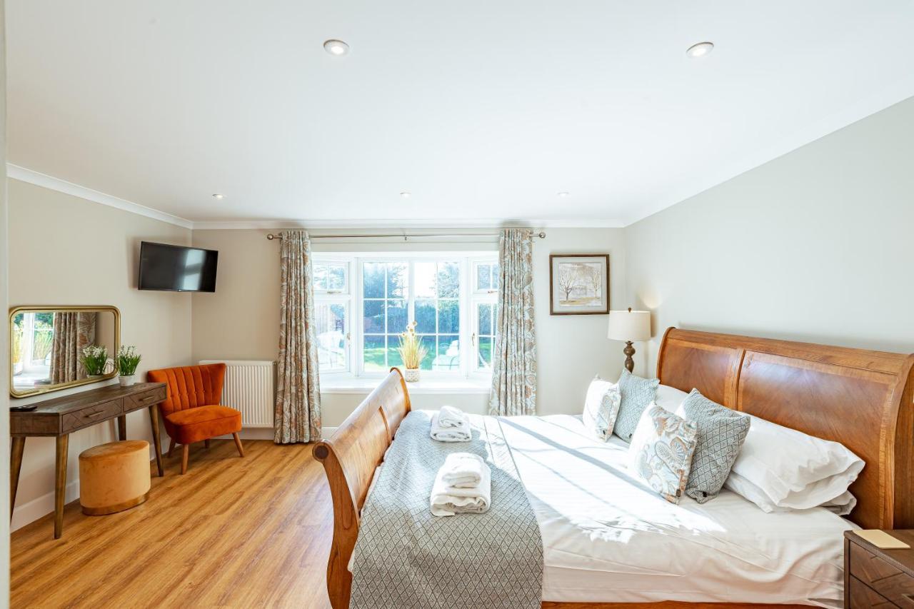 Sparrowhawk Cottage With Hot Tub Newton Stewart Bagian luar foto